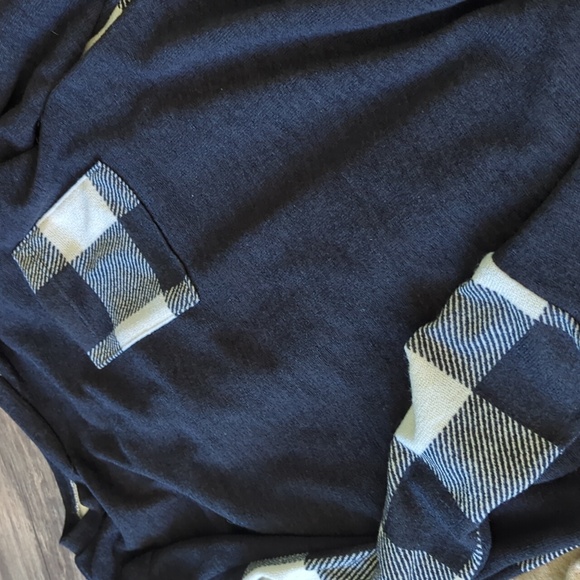 Long sleeve top bundle - Picture 7 of 14